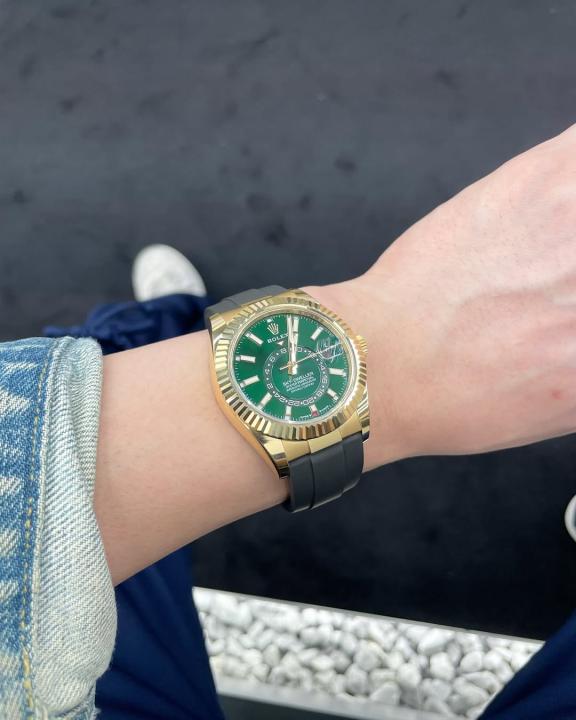 luxury Watch Oyster perpetual Sky Dweller