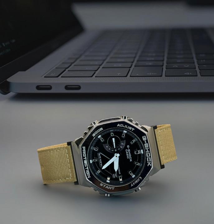 luxury Watch gm2100cb