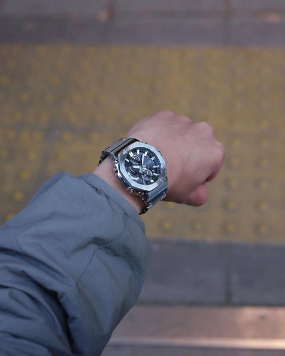 luxury Watch GMC-B2100ZE-1AJR