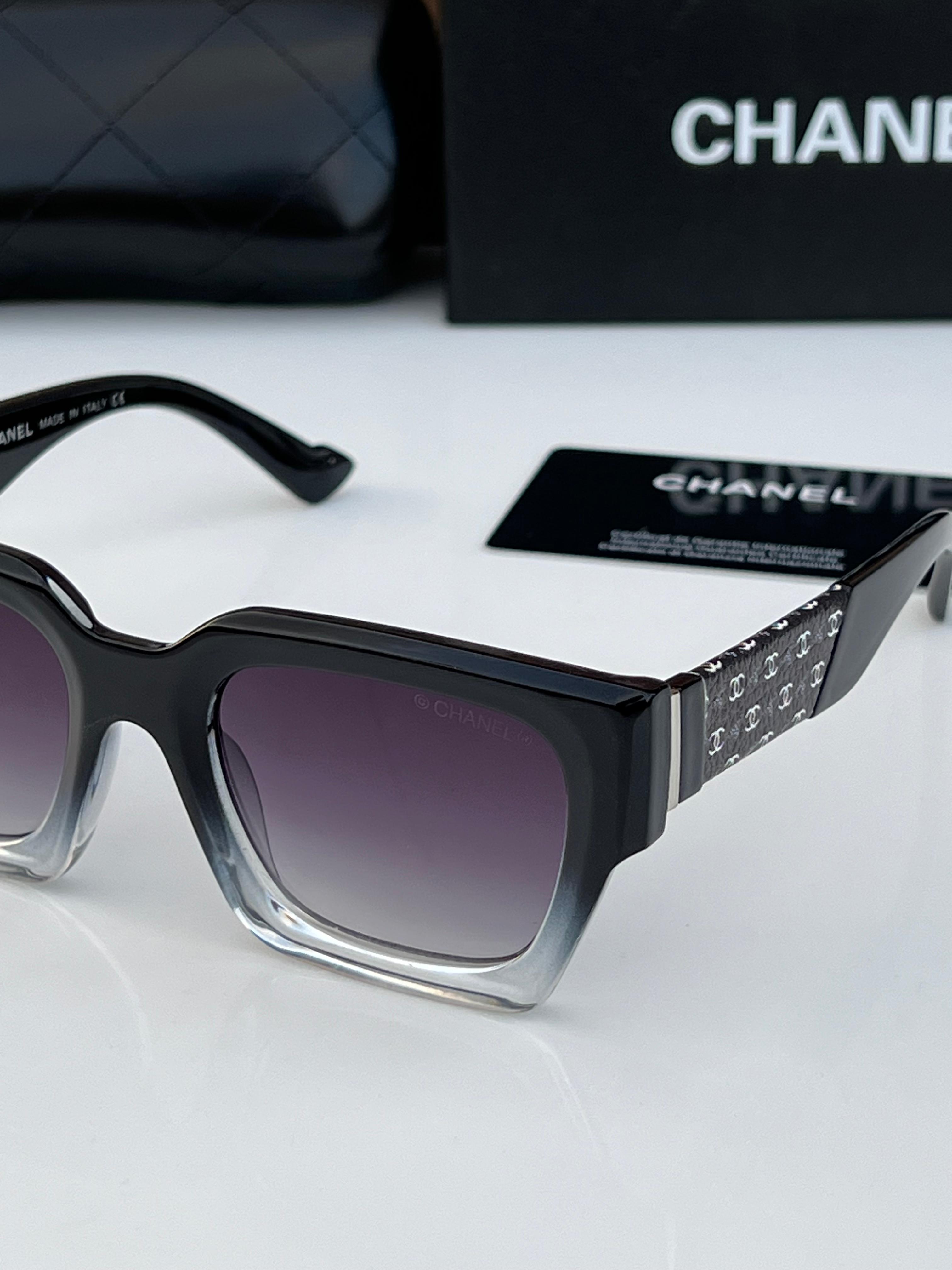 Cha 1326 black white