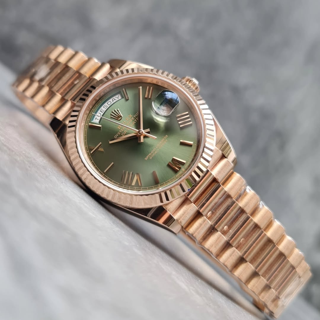 luxury Watch day date green dial