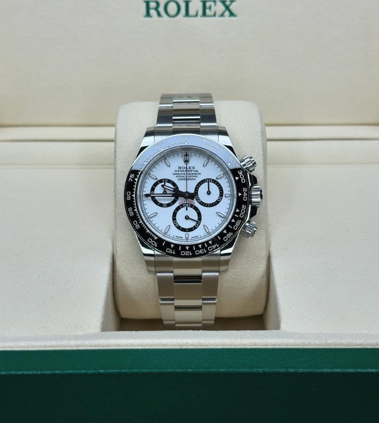 luxury Watch daytona premium quality all chrono working😍✅